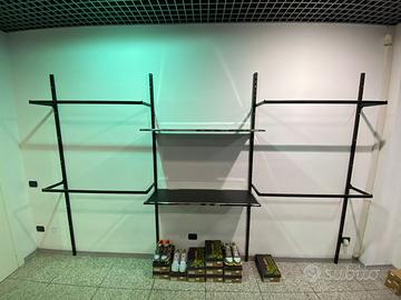 Arredamento negozio abbigliamento uomo