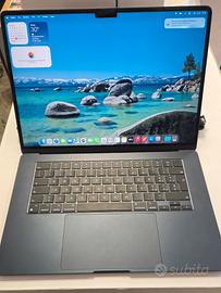 Apple MacBook Air 15.3"
