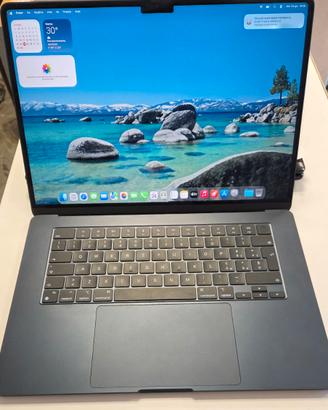 Apple MacBook Air 15.3"
