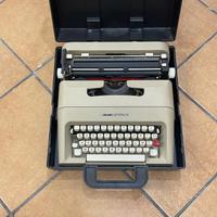 Macchina da scrivere