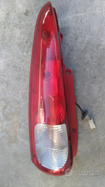 Fanali posteriori dx e sx Chevrolet tacuma