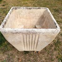 vaso in cemento da giardino 47×45cm tenuto bene 