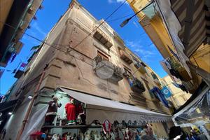 MONOLOCALE A TORRE DEL GRECO