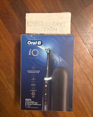 Spazzolino Oral-B iO5s Nuovo Nero