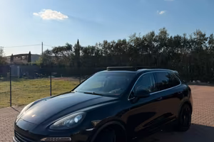 Porsche cayenne 3.0 V6 2011 full