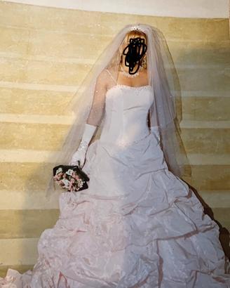 Abito sposa rosa