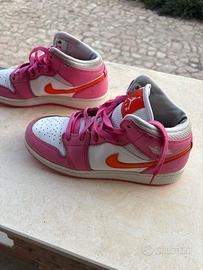 Air Jordan 1 Mid