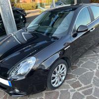ALFA ROMEO Giulietta 1.6 JTDm-2 105CV DISTINCTIV