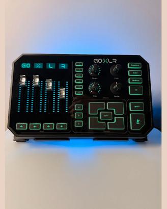 Mixer GoXLR + Stand & Interruttore ON/OFF