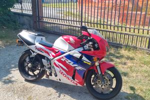 Honda RVF 400 NC35 1988