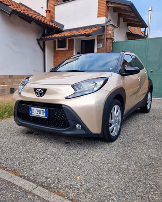Toyota Aygo X 1.0 72CV "39.700 km" AUTOMATICA, C