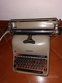 macchina da scrivere olivetti lexikon 80