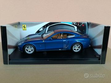 MODELLO FERRARI 612 SCAGLIETTI VIOLA NO BURAGO