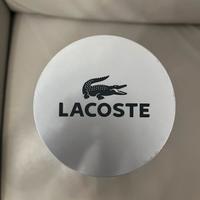 Lacoste, tubo contenitore