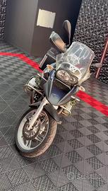 Bmw r1200 gs - permuto con auto