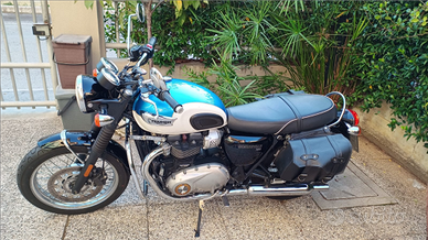 Triumph Boneville T100