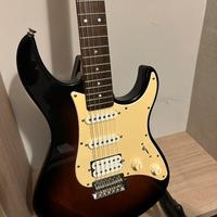 Chitarra yamaha pac 112j