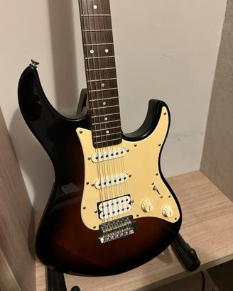 Chitarra yamaha pac 112j