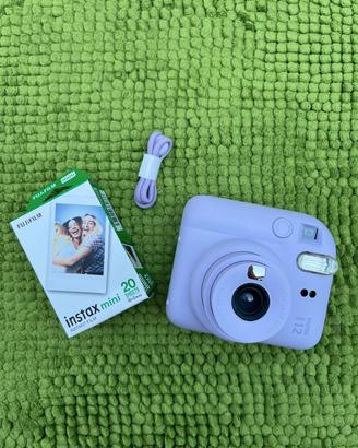 FUJIFILM INSTAX MINI 12 -NUOVA con pellicola