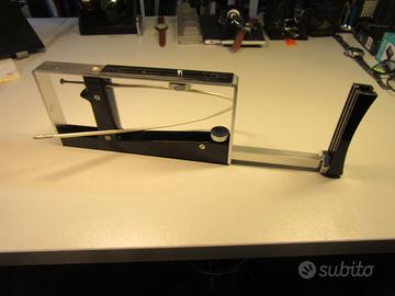 Impugnatura per macchina fotografica