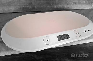 Bilancia pesa neonati 