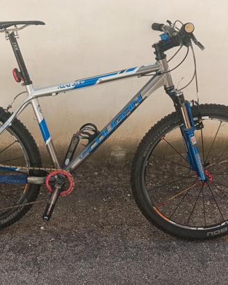  MTB Lee Cougan  alluminio e carbonio 