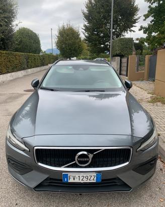 Volvo v60 II 2019 2.0 d3 Business geartronic