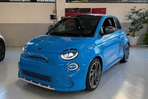 ABARTH 500e - 500e 42 kWh Turismo