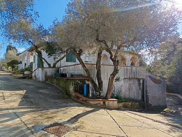 Villa in zona Monte Oro