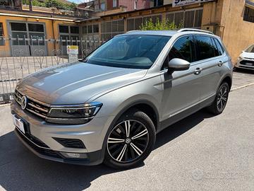 Volkswagen Tiguan 2.0 tsi Advanced 4motion 180cv d