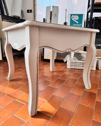 Tavolino da arredamento