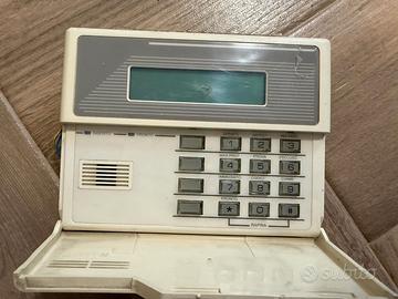 Tastiera alfa indirizzabile ADEMCO 6139 Vista