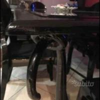 Tavolo in ferro battuto e cristallo