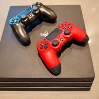 PS4 Pro 1TB (Mod. CUH-7116B) + 2 Controller