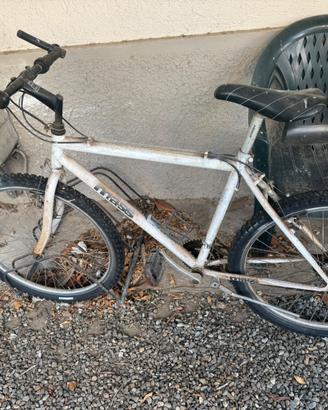 Bicicletta MBK