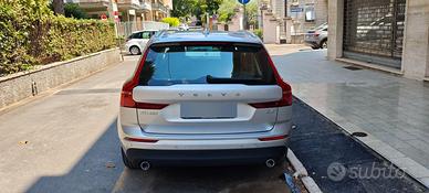VOLVO XC60 BUSINESS PLUS