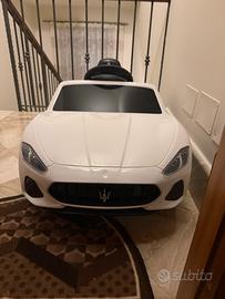 Maserati 12v per bambini con radiocomando