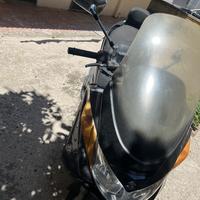 Suzuki AN Burgman 400 - 2004