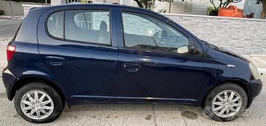 Toyota yaris 2002