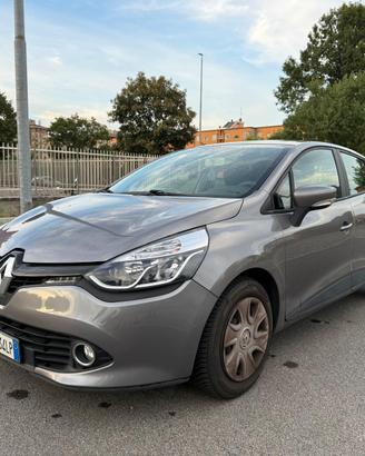 Renault Clio IV 1.2 Wave 73CV