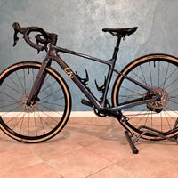 liv devote 2025 gravel domna