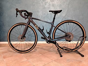 liv devote 2025 gravel domna