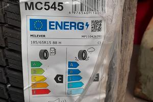 4 ruote milever 185/65 r15 88h 4stagioni
