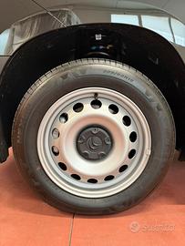 Gomme + Cerchi 205/60/16