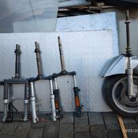Blocco forcelle per scooter