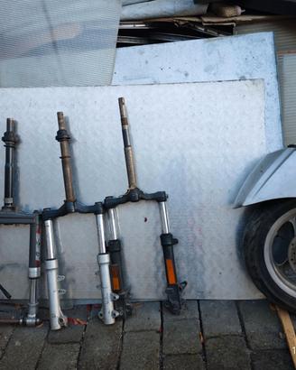 Blocco forcelle per scooter