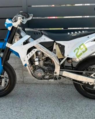 TM MOTO SMX 450 2016 A PEZZI