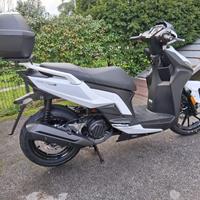 NEW SCOOTER KYMCO AGILITY S 125cc BIANCO CON BAULE