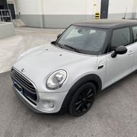 Mini 1.5 Cooper D 5 porte