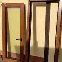 finestra con telaio in pvc